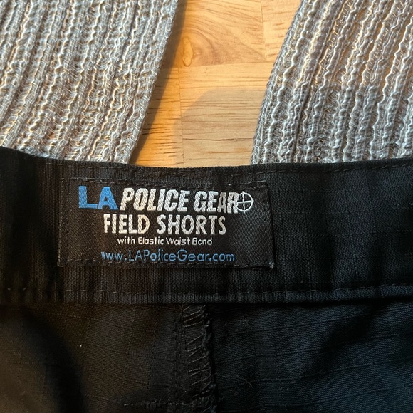 LA police gear shorts - Picture 3 of 7